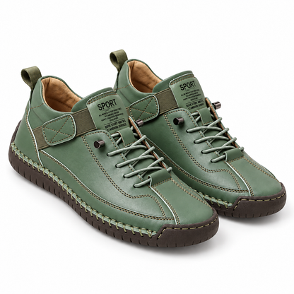 Valentine, zapatillas verdes con cordones: par visto en tres cuartos.