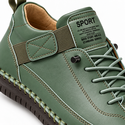 Valentine, zapatillas verdes con cordones: detalle de la etiqueta y los pespuntes.
